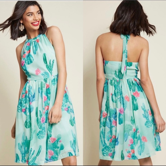 Modcloth Dresses & Skirts - ModCloth Watercolor Halter Dress In Cactus RARE